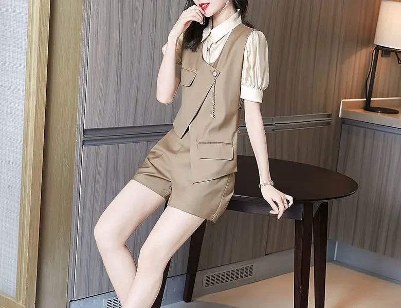 2023 New Summer Fashion Western Style Vest Shirt Shorts Comfortable Age Reduction Three Piece Set Women's Suit